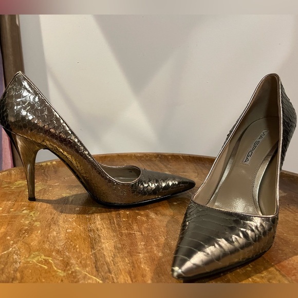 Vintage Via Spiga 4” Metallic heels - Picture 2 of 15